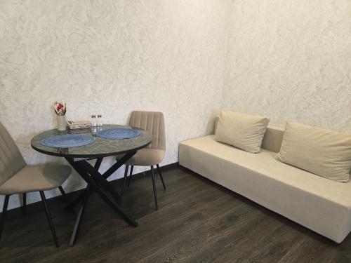 Однокомнатная квартира на улице: Заозёрная 33