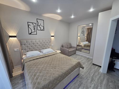 Однокомнатная квартира на улице: Российский проспект, 13к1