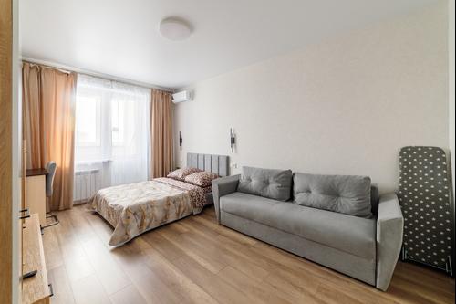 Однокомнатная квартира на улице: микрорайон Радужный, Сабуровская улица, 1Бк1