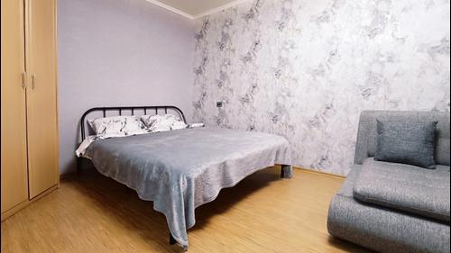 2-х комнатная квартира на улице: Старостина, 38
