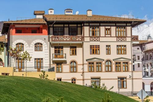 Комплекс Апартаментов Курорта Красная Поляна (бывш. апарт-отель Горки Город) +540 +960